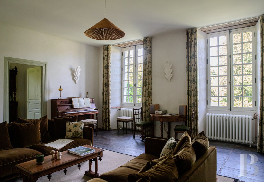 A carefully renovated 19th-century family home in the Plateau de Millevaches nature reserve in Flayat  - photo  n°17